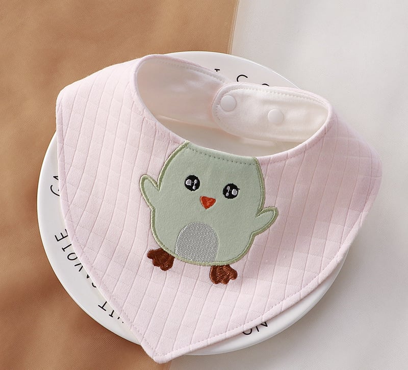 Bavoir triangulaire en coton motifs animaux