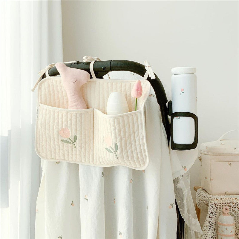 Range-biberons et couches suspendu en coton